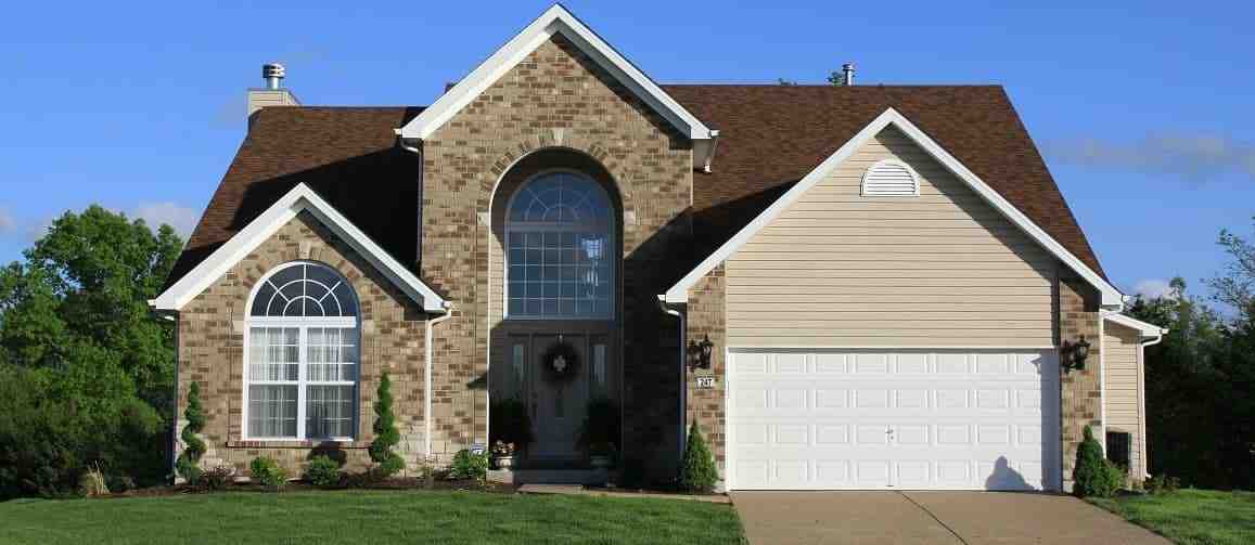 Who owns the house in a mortgage?